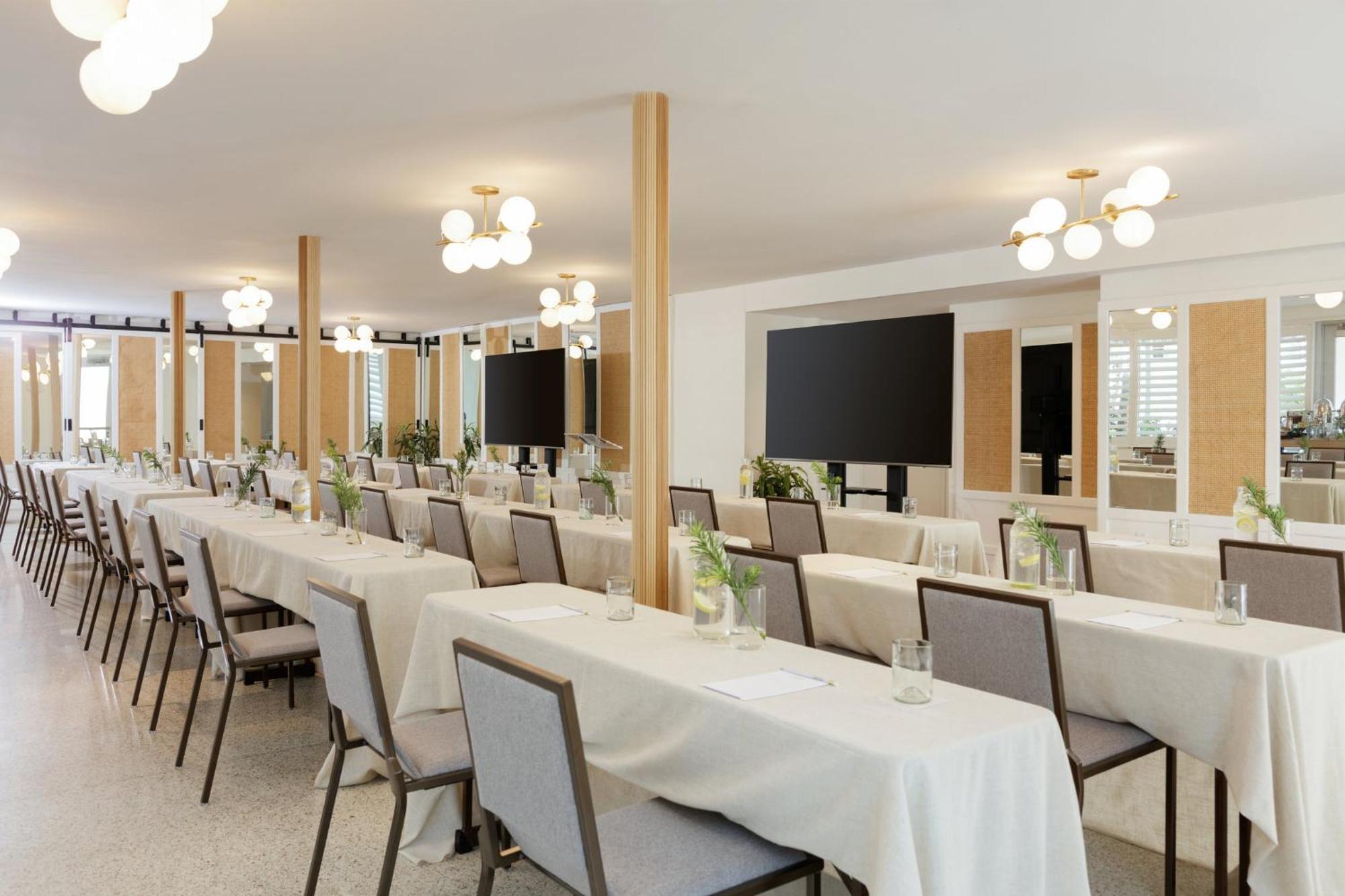 Kimpton Surfcomber Hotel By Ihg Miami Beach Eksteriør bilde