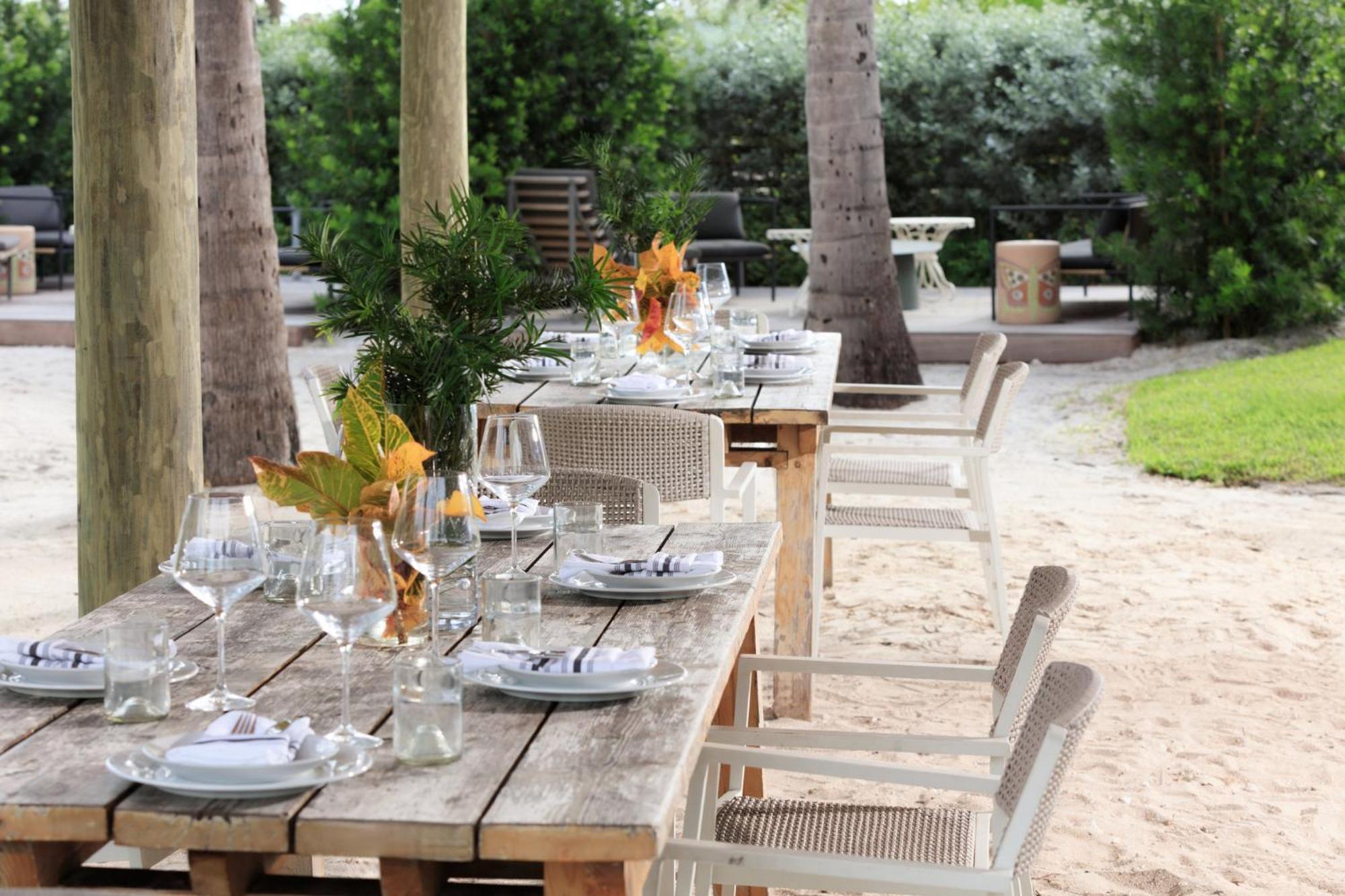 Kimpton Surfcomber Hotel By Ihg Miami Beach Eksteriør bilde
