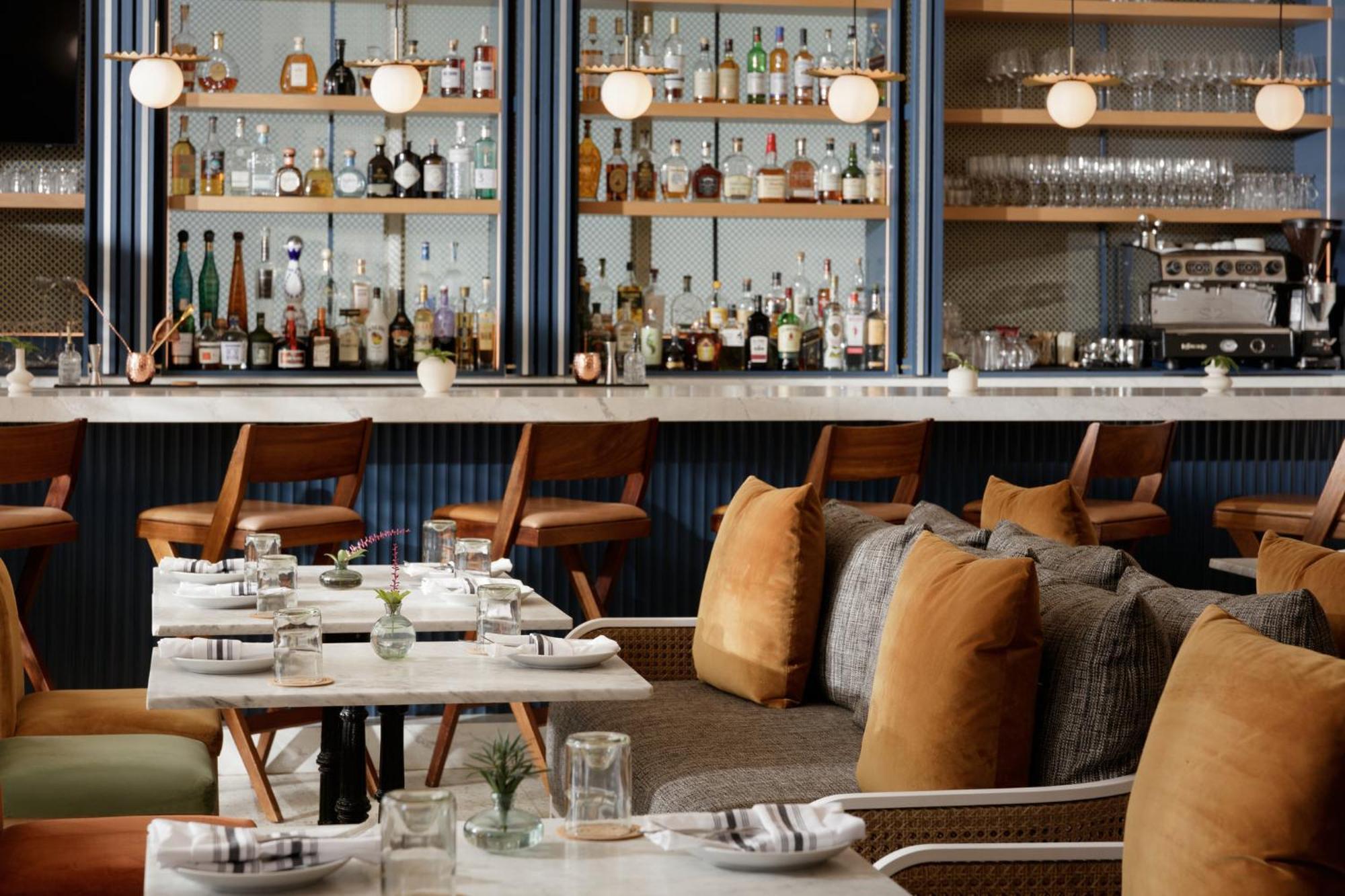 Kimpton Surfcomber Hotel By Ihg Miami Beach Eksteriør bilde